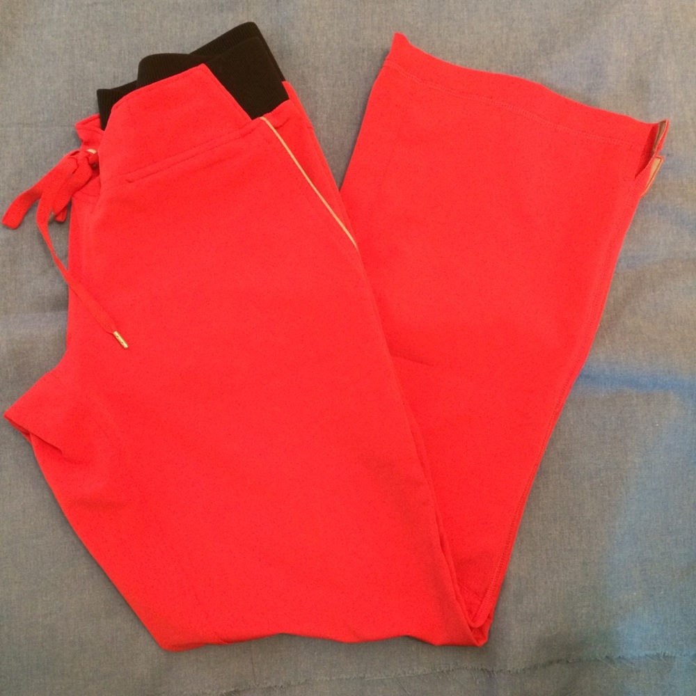 HH360 Rosebud Scrub Pants